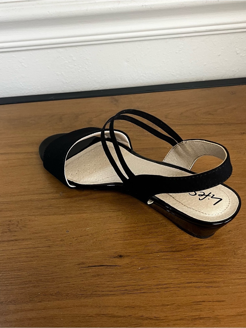Brand new - LifeStride Yolo Wedge Sandals